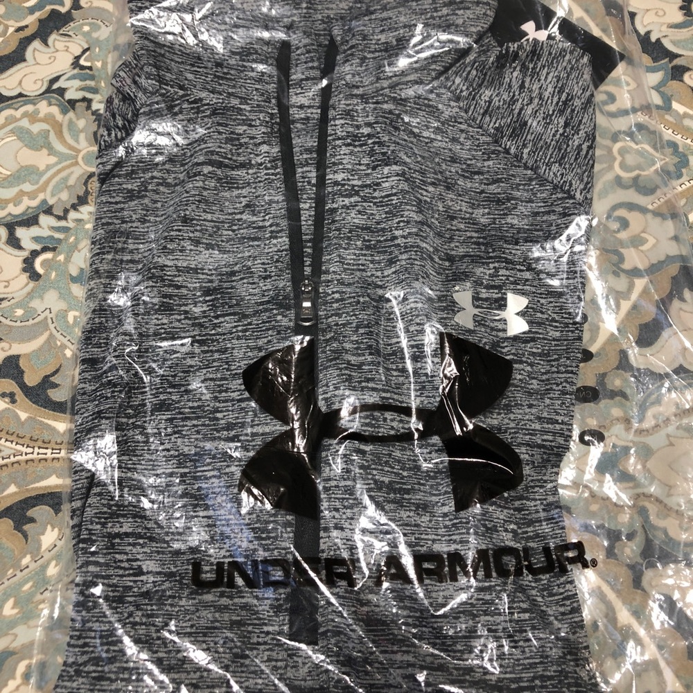 NWT Under Armour 1/4-zip pullover